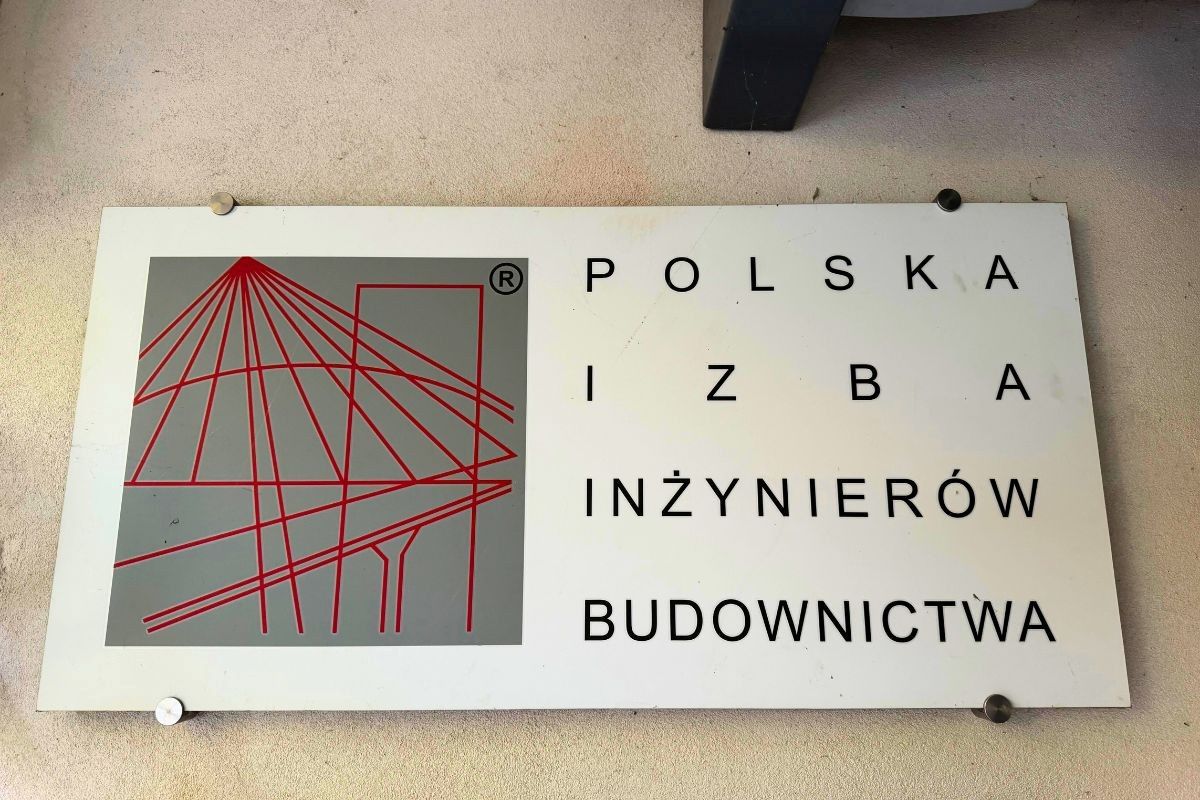 PIIB: brak warunków technicznych to nie tylko opóźnienia; luka obejmuje też gazociągi i łączność