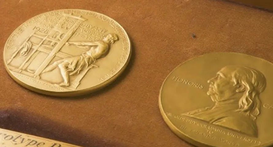 Pulitzery rozdane. Nagrody za śledztwa dotyczące Trumpa, Mety i masowej inwigilacji