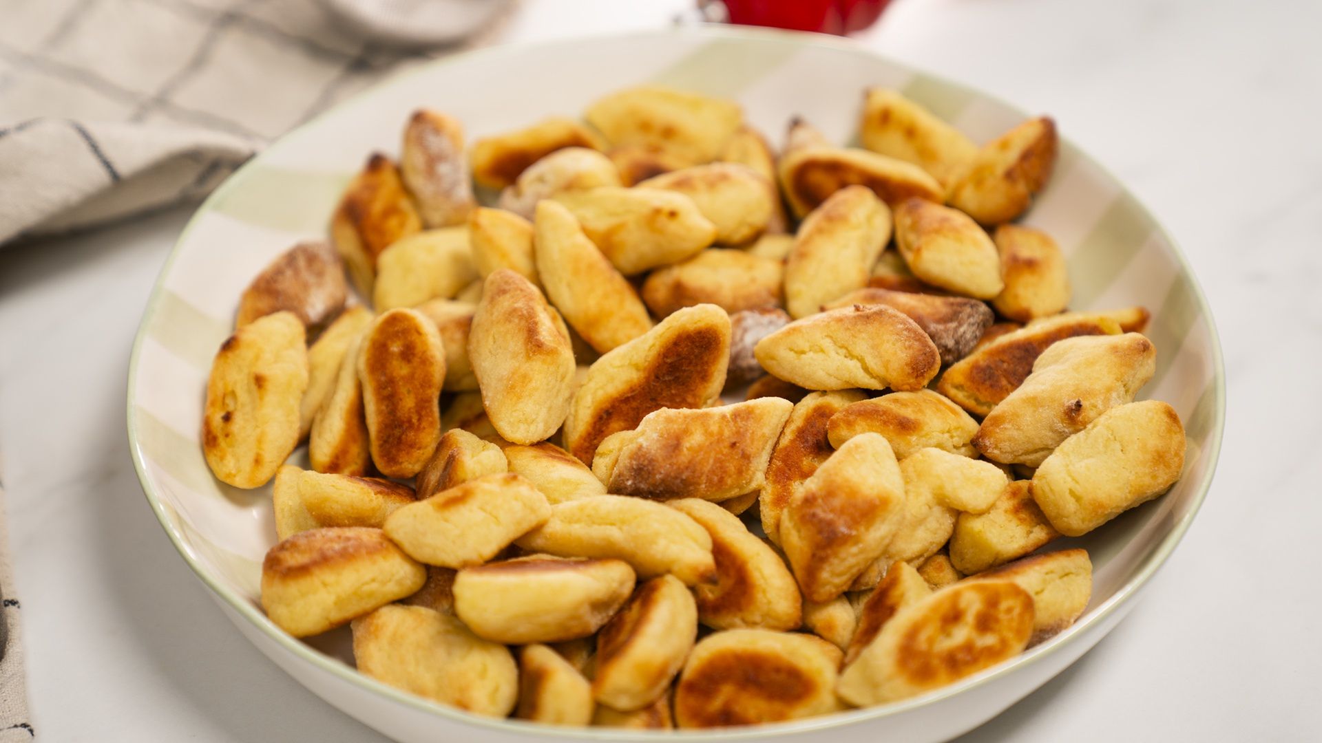 Zrób na obiad podlaskie hałuszki. Zwykłe kopytka nie mają z nimi szans