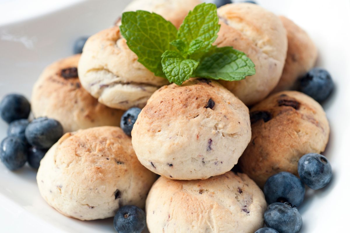Biorę serek wiejski i robię wysokobiałkowe ciasteczka. Tak pyszne, iż zajada cała rodzina