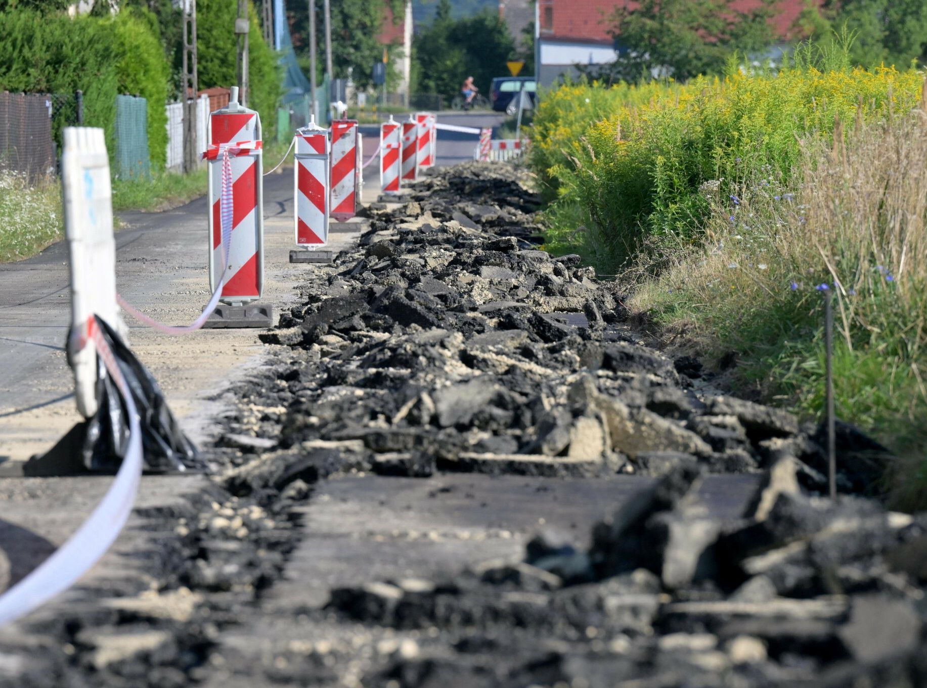 Rolnik zaorał nowy asfalt. Mamy nowe informacje od śledczych
