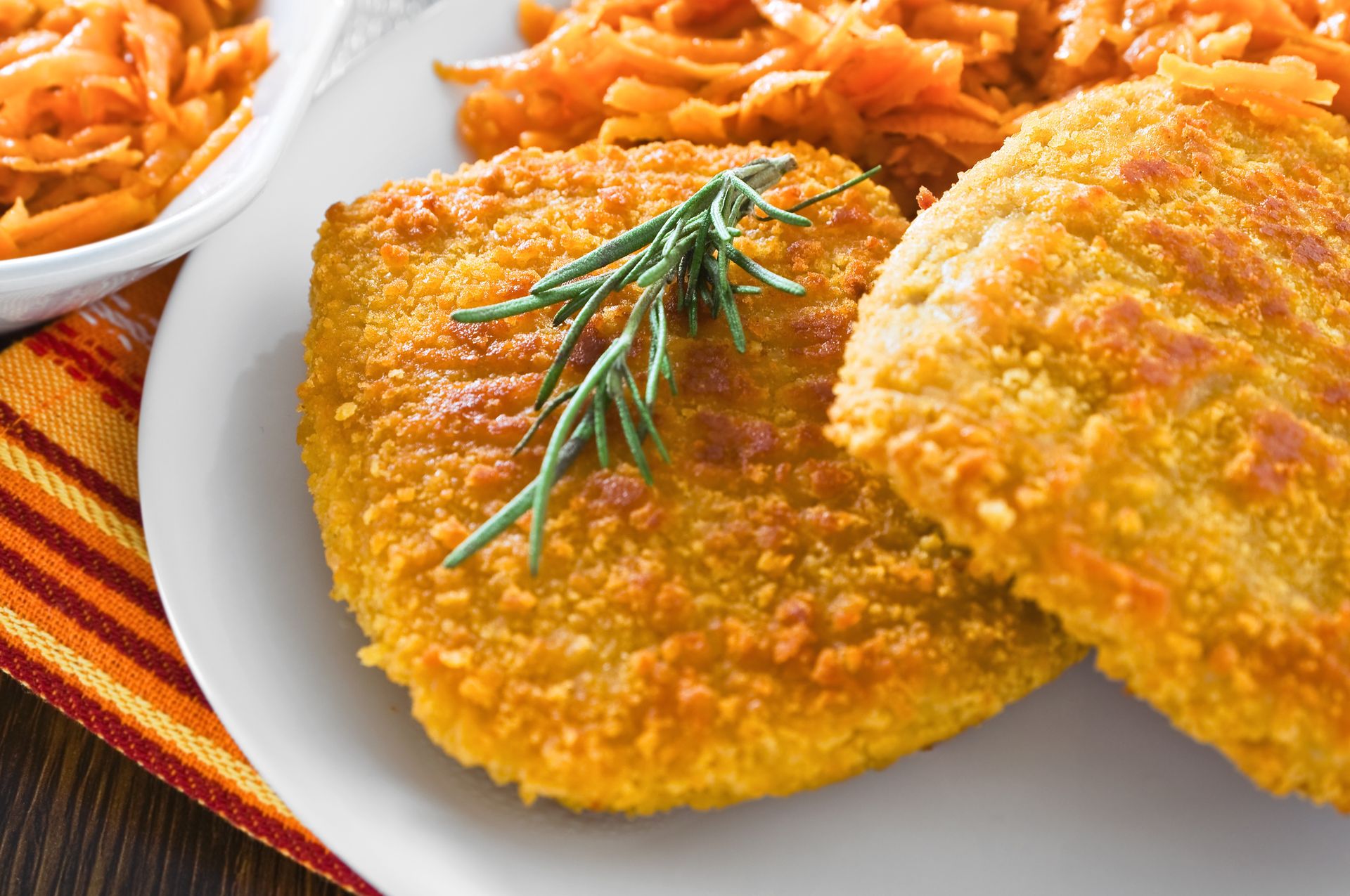 Schabowe jak pierogi to hit w moim domu. O klasyczne kotlety nikt już choćby nie pyta