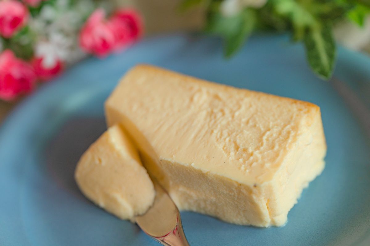 Smakuje dużo lepiej niż sernik. Nie ma osoby, której nie zaskoczy główny składnik