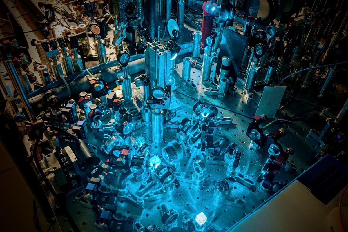 Naukowcy z UW opracowali rewolucyjny odbiornik radiowy