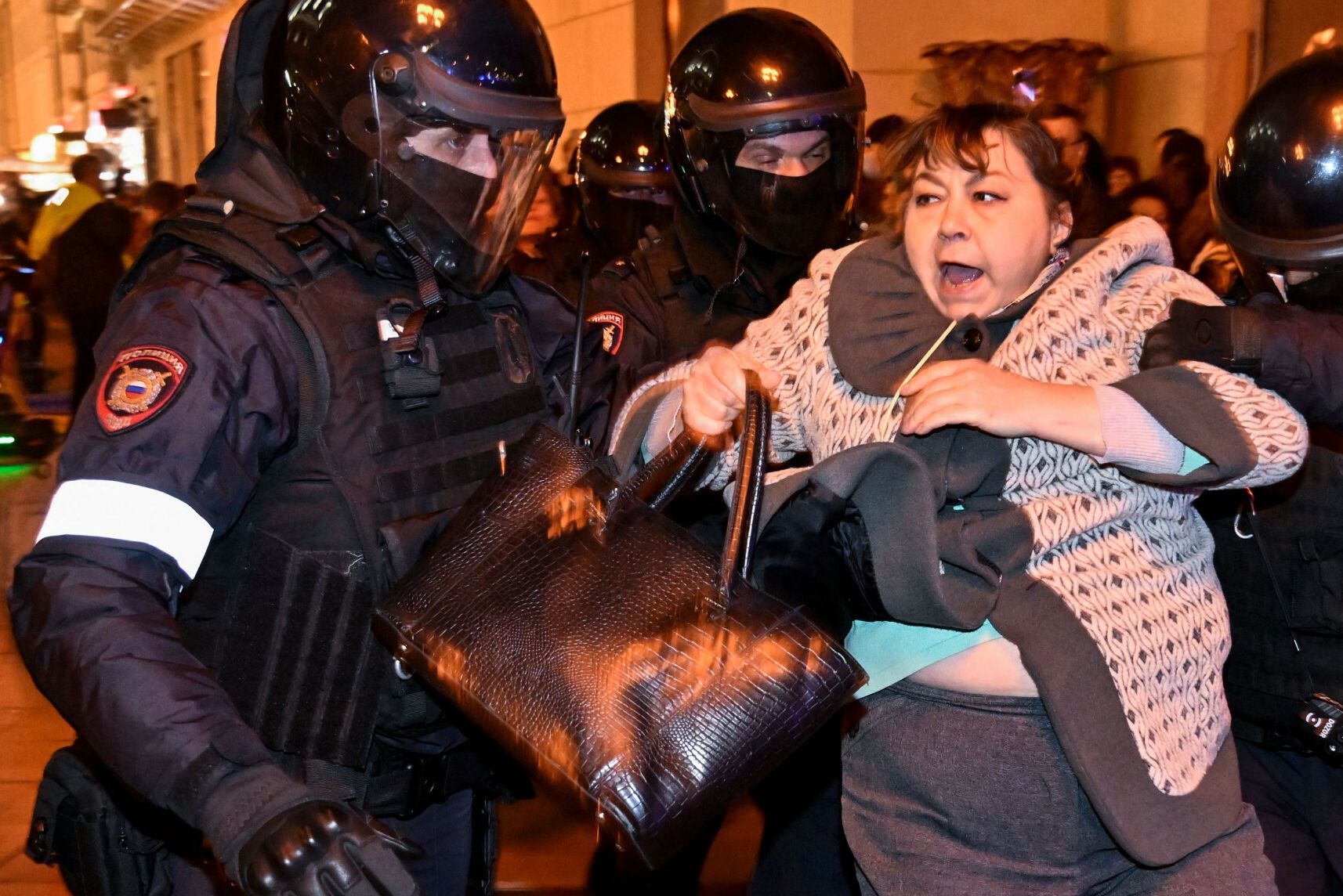 Historia zatacza koło. Rosjanki znów protestują przeciwko poborowi do armii