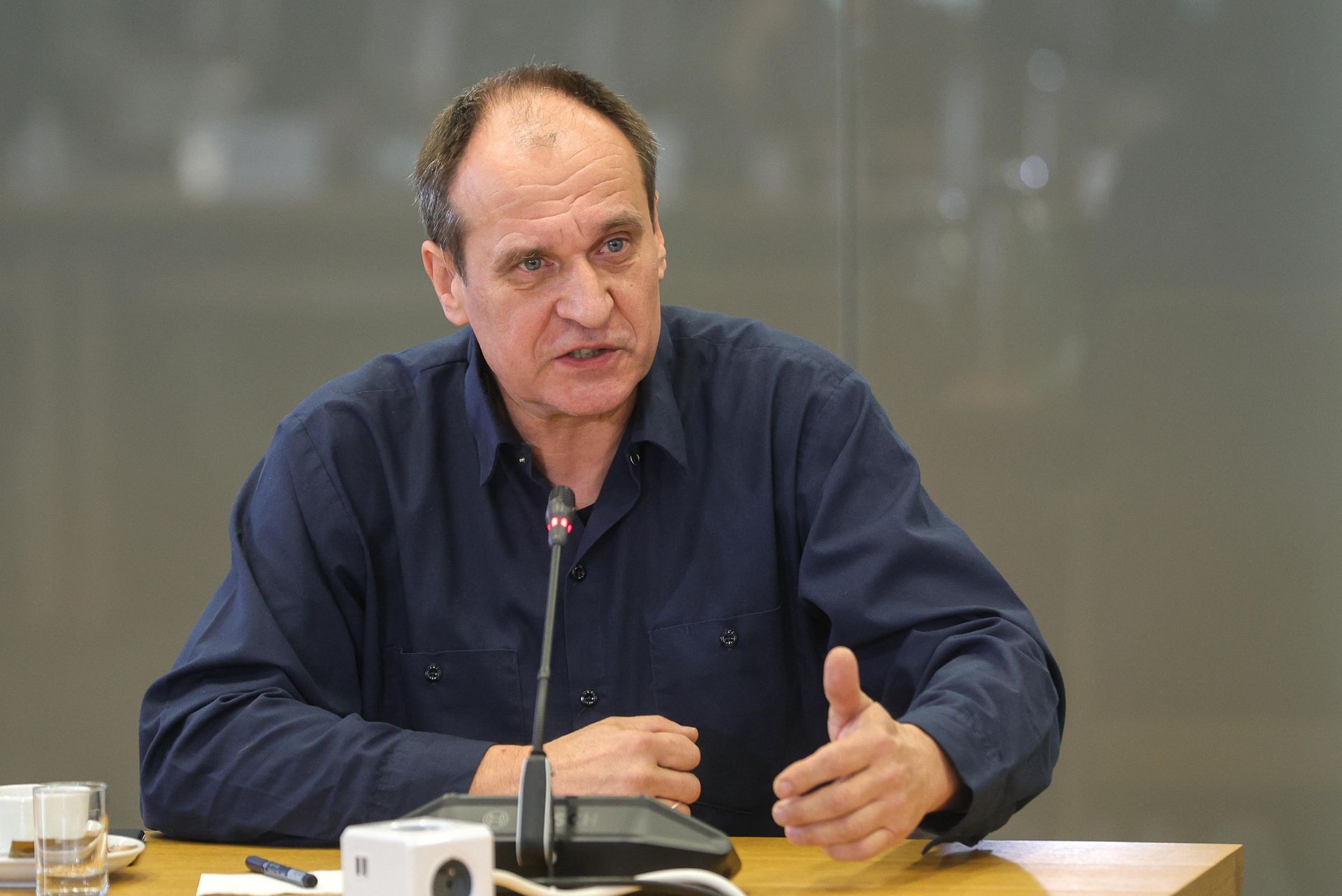Sąd uchyla decyzje ws. koncesji prawicowych telewizji. Kukiz oburzony