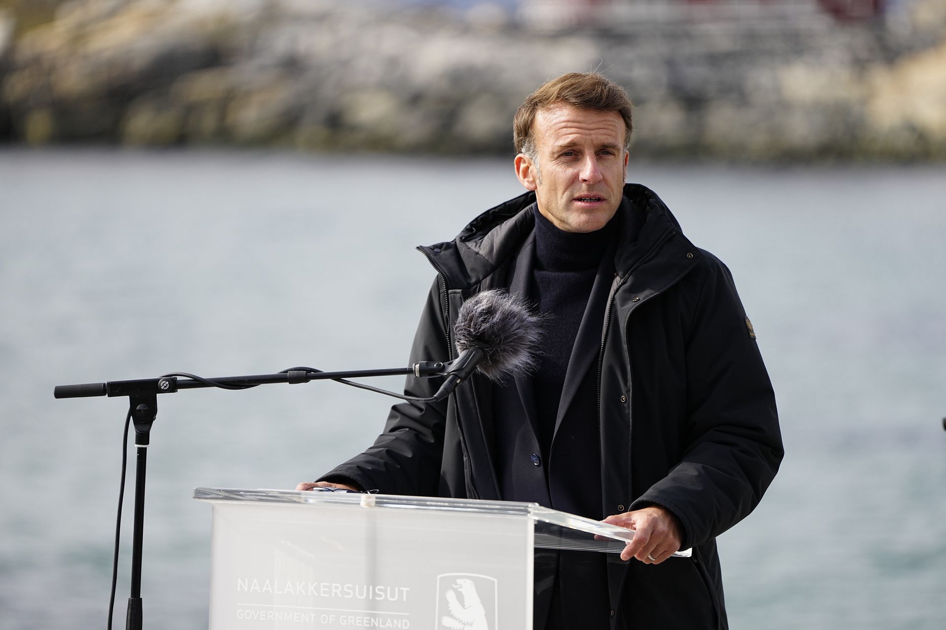 Grenlandia nie na sprzedaż. Macron odpowiada na roszczenia Trumpa