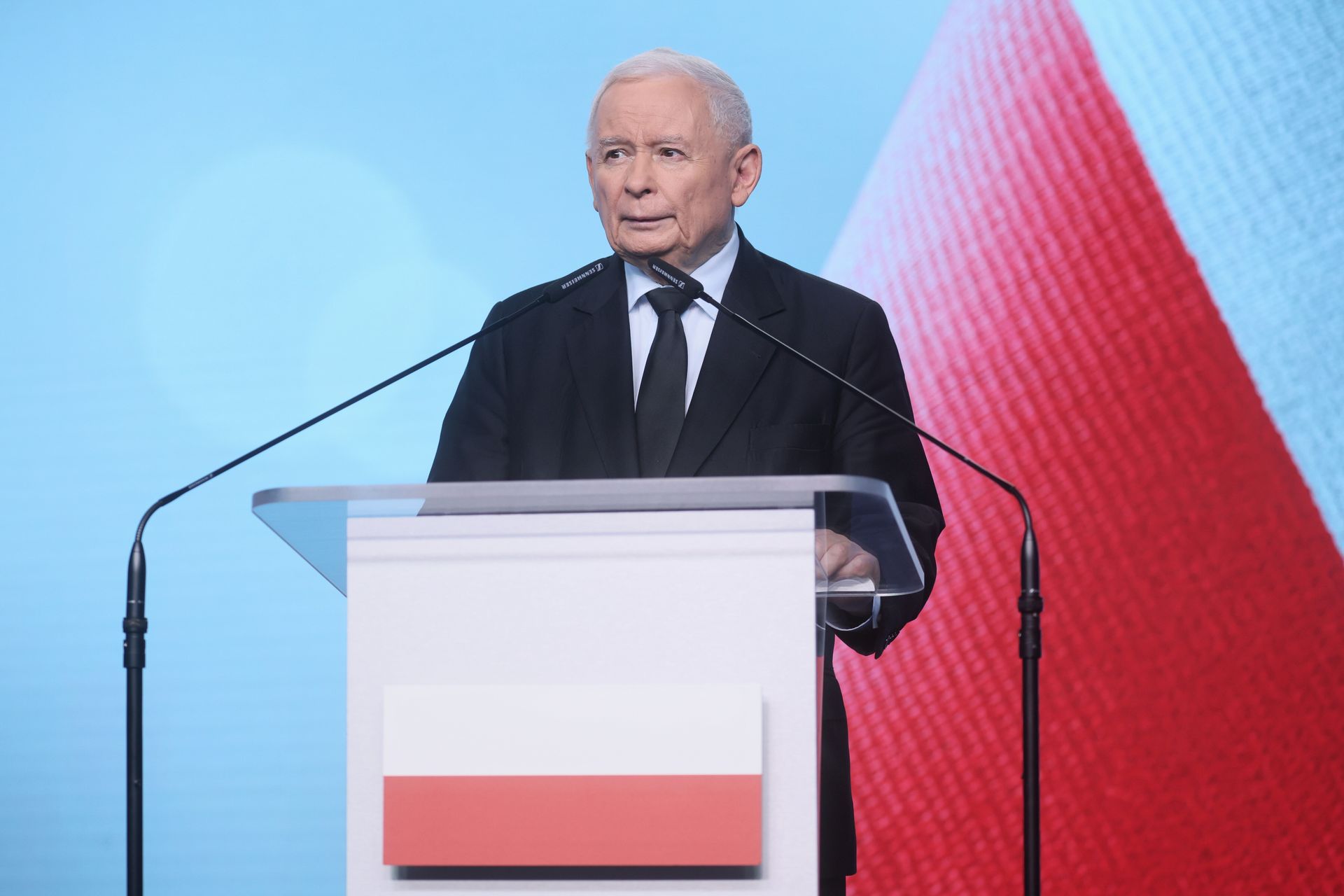 Kaczyński ujawnia. "Morawiecki powiedział, iż chce przejąć partię"