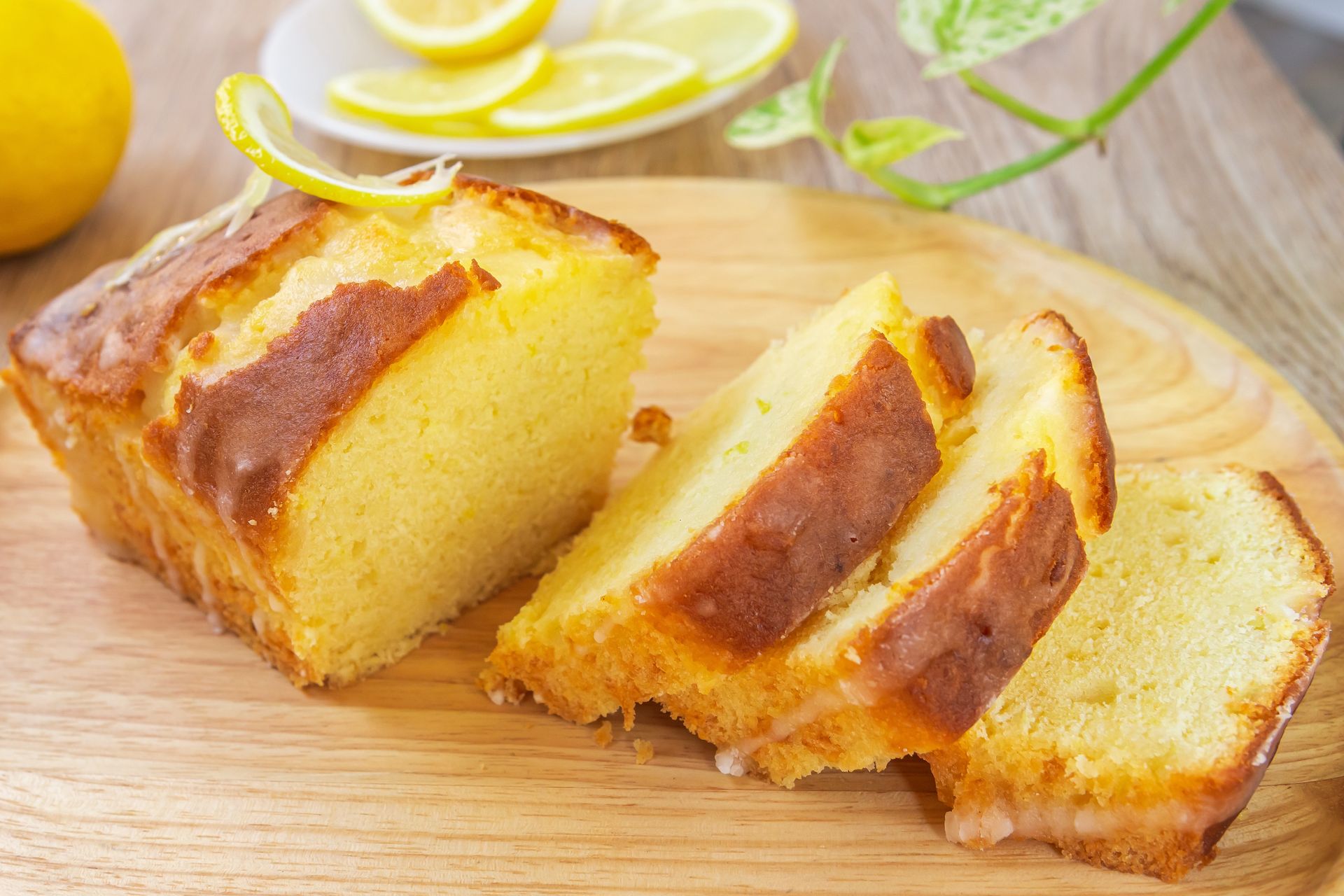 Na Wszystkich Świętych zawsze stawiam na stole. Goście za każdym razem chwalą jego delikatność i puszystość