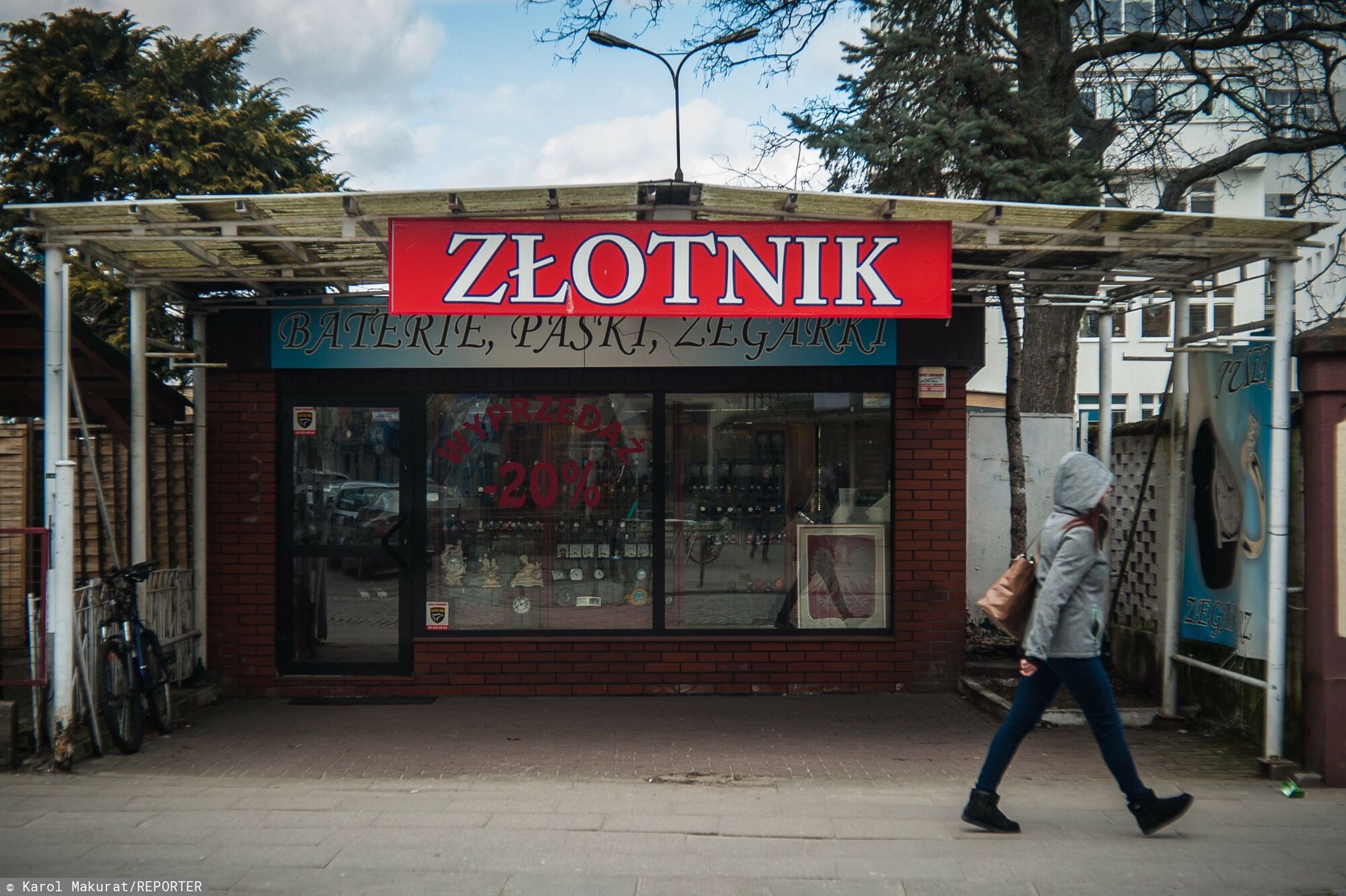 Czy opłaca się sprzedać łańcuszek po babci? Ceny złota biją rekordy