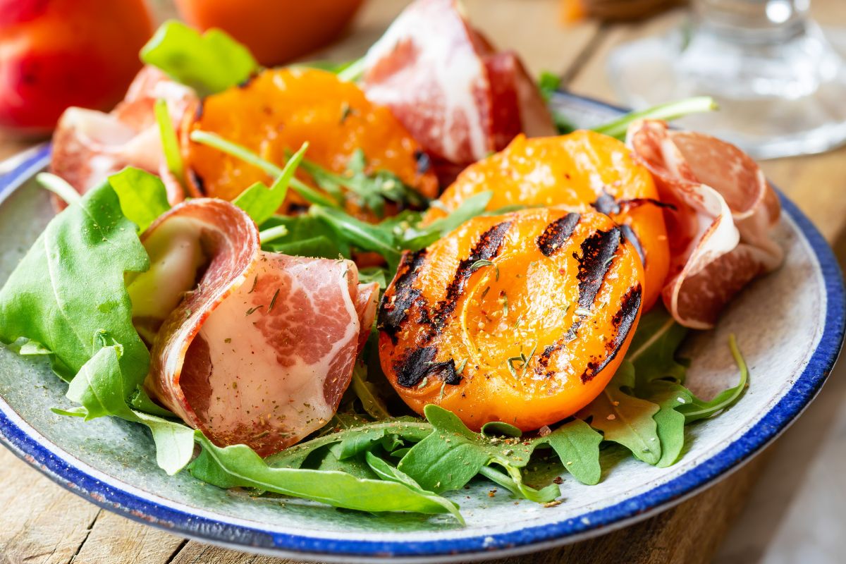 Zapomnieliśmy o tych owocach, a kiedyś rosły w każdym ogrodzie. Wspierają serce i obniżają ciśnienie