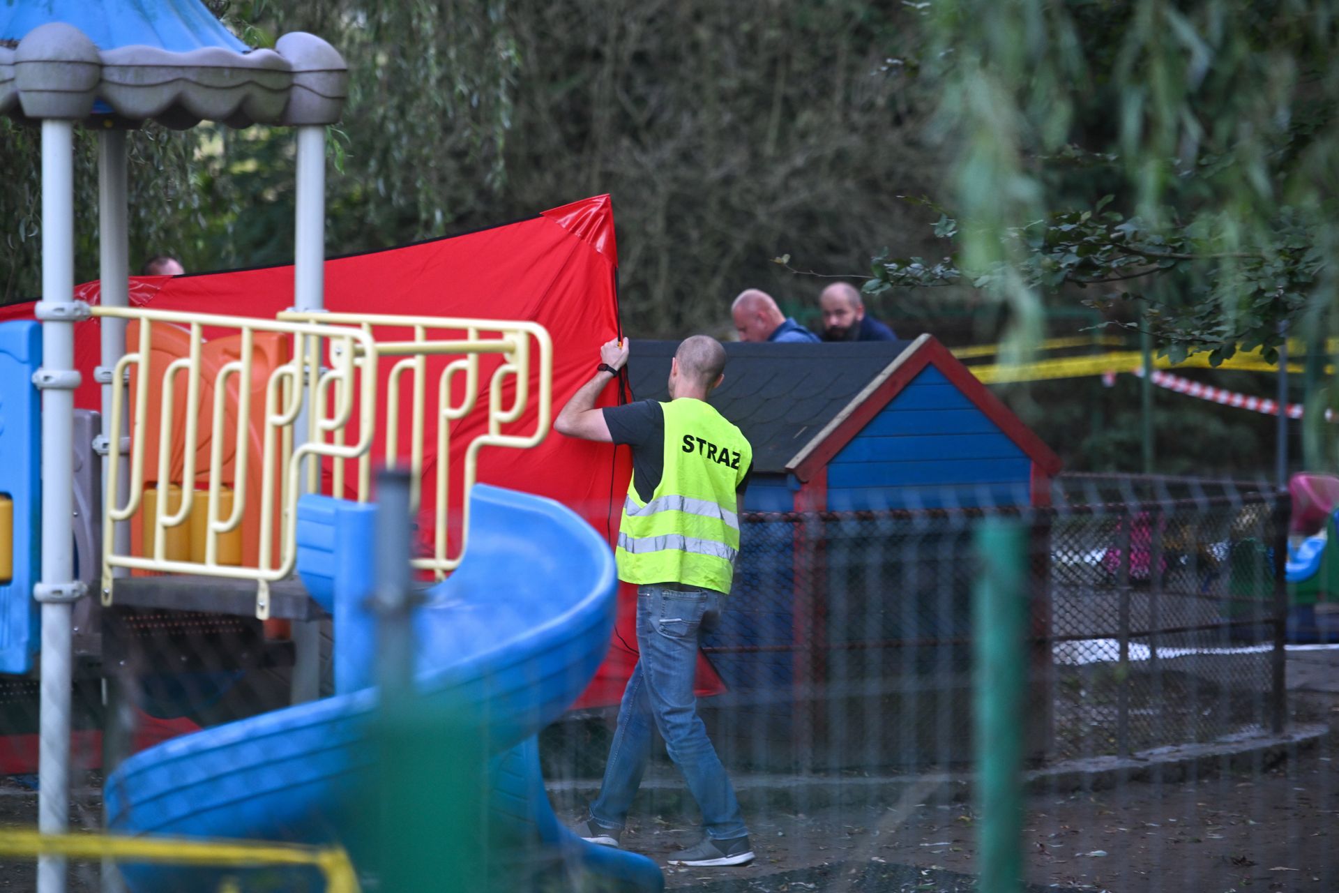 Zarzuty po tragedii w Zabierzowie. Dwie osoby winne śmierci dziecka