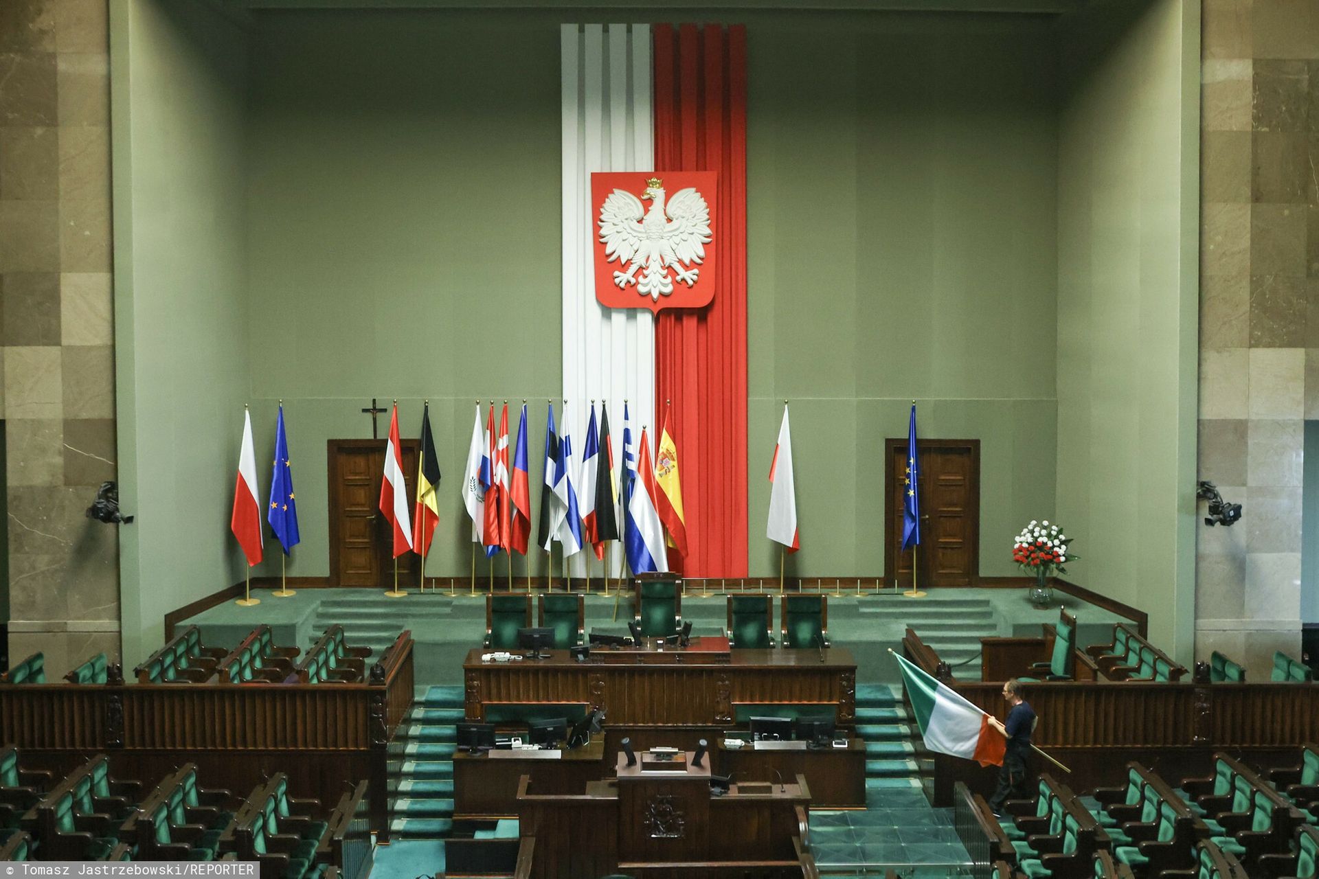 Nowe godło i flaga? Rząd planuje "subtelne" zmiany