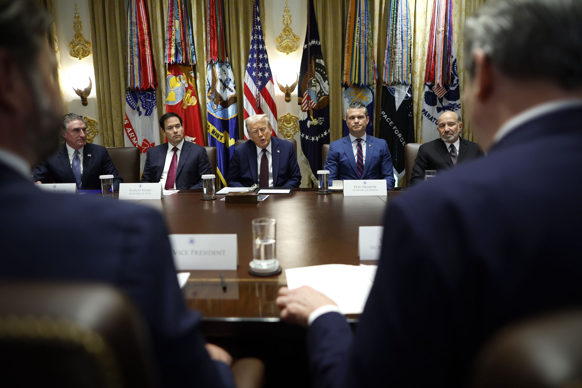 Wysiłki Trumpa nie przynoszą efektu. Biały Dom oskarża Europę