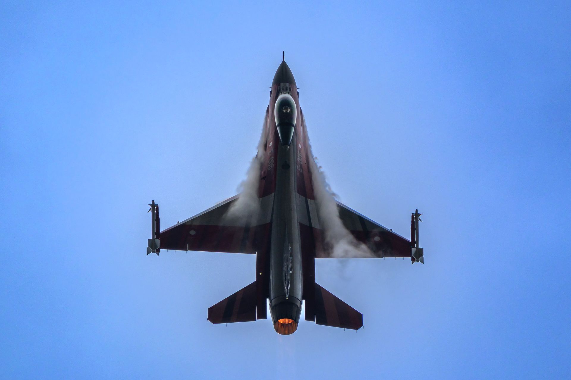 "Był wciąż przytomny". Amerykański pilot o katastrofie w Radomiu