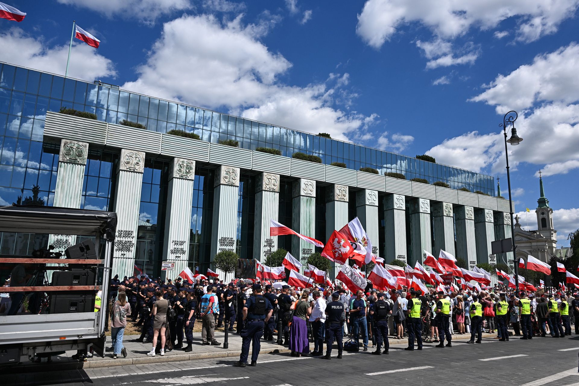 Sąd Najwyższy reaguje na zarzuty ws. wizyty prokuratorów