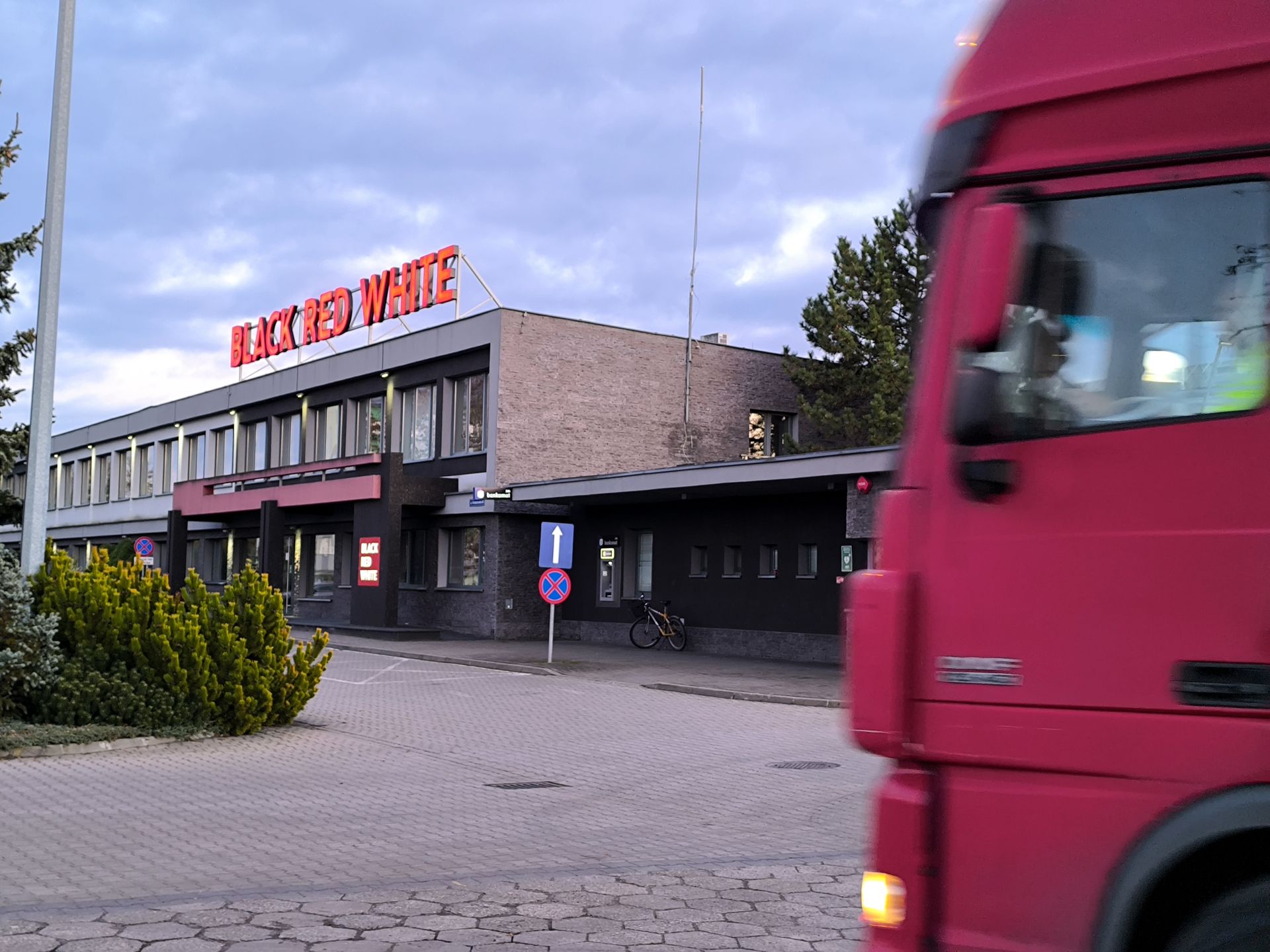 Gigant zwolni 800 osób. W miasteczku mówią, iż "będzie bida"