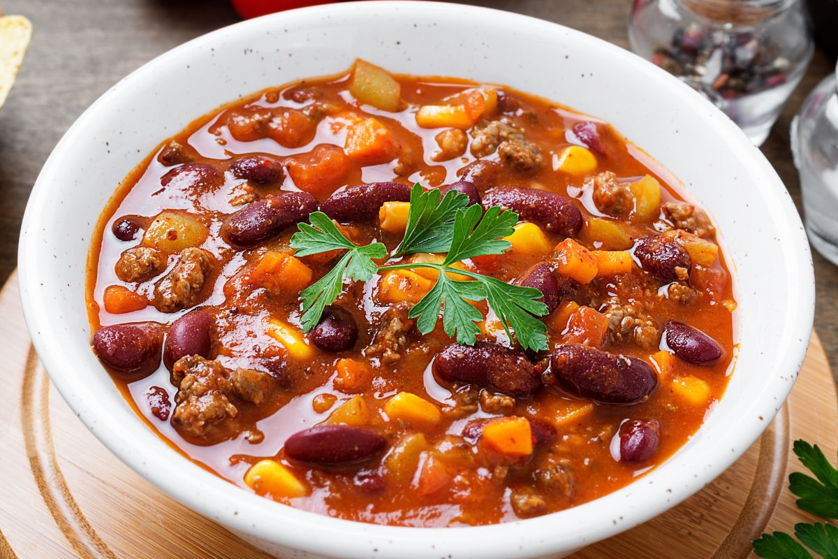 Ekspresowa zupa na andrzejki. Rozgrzeje lepiej niż ciepły kaloryfer