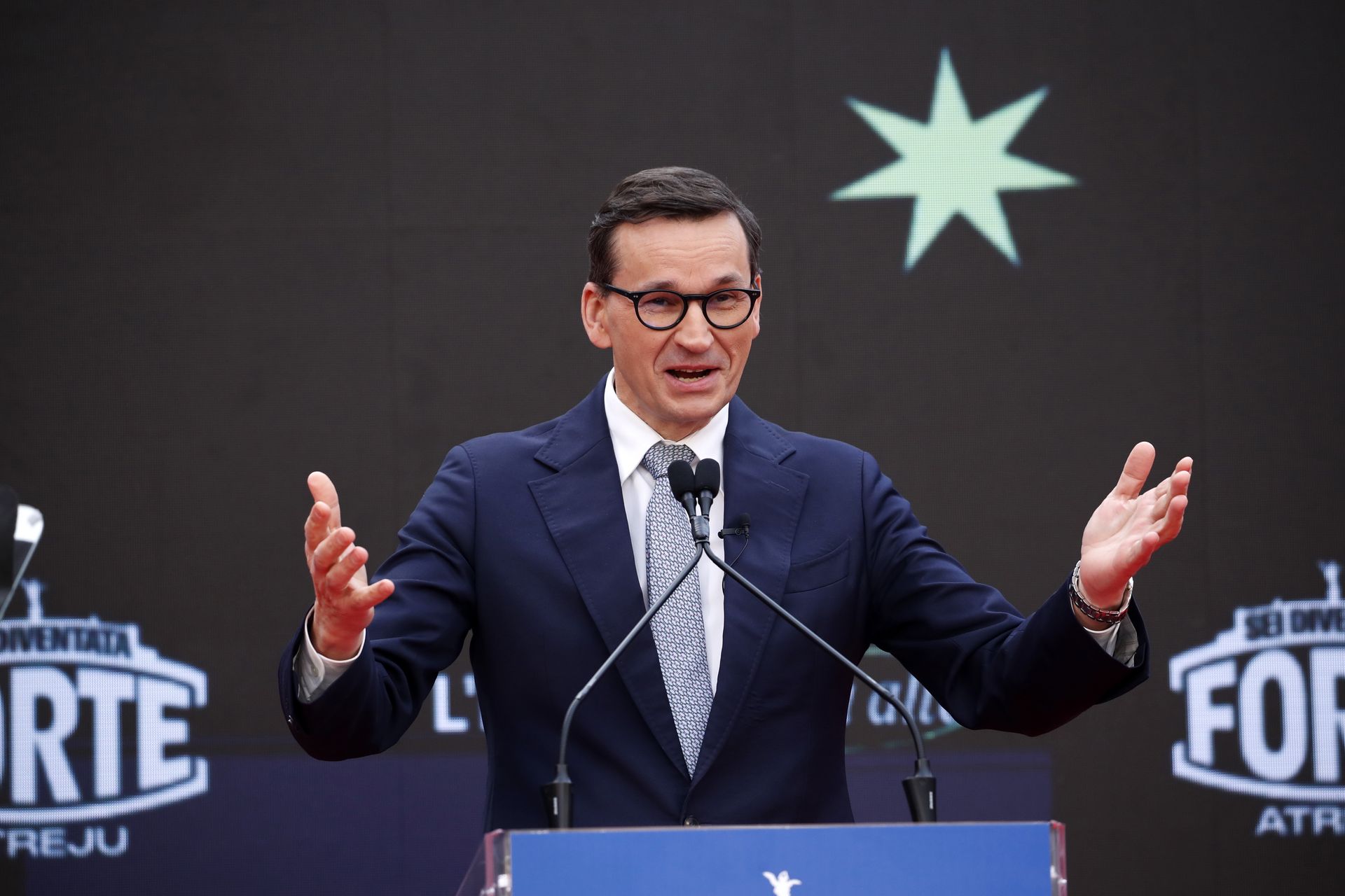 PiS wisi na włosku. Decydujące dwa tygodnie