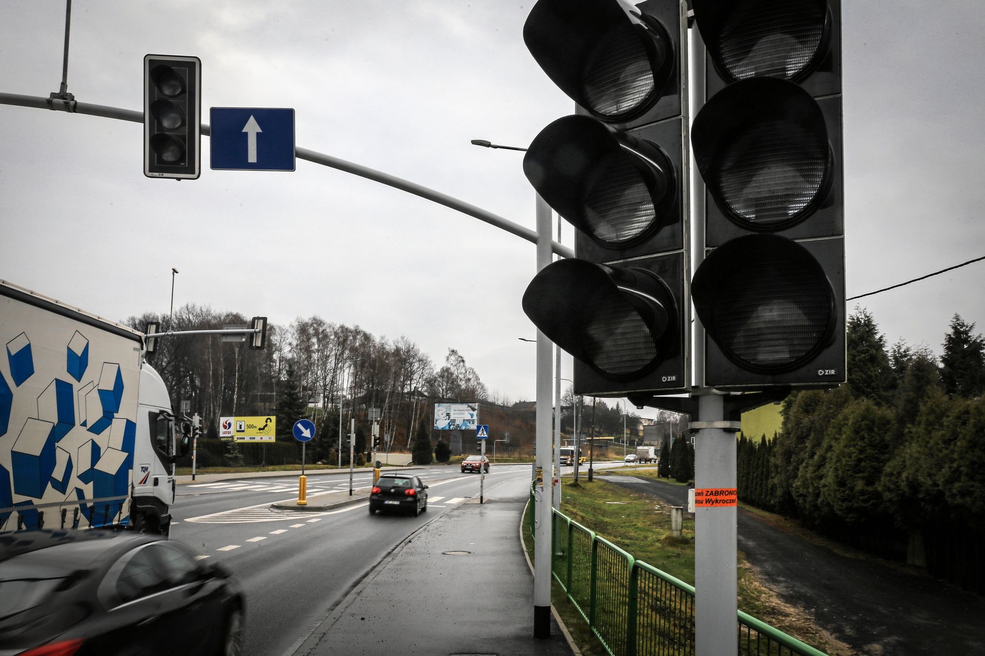 11 sygnalizacji na kilometr. Nowa droga zadziwiła mieszkańców Katowic