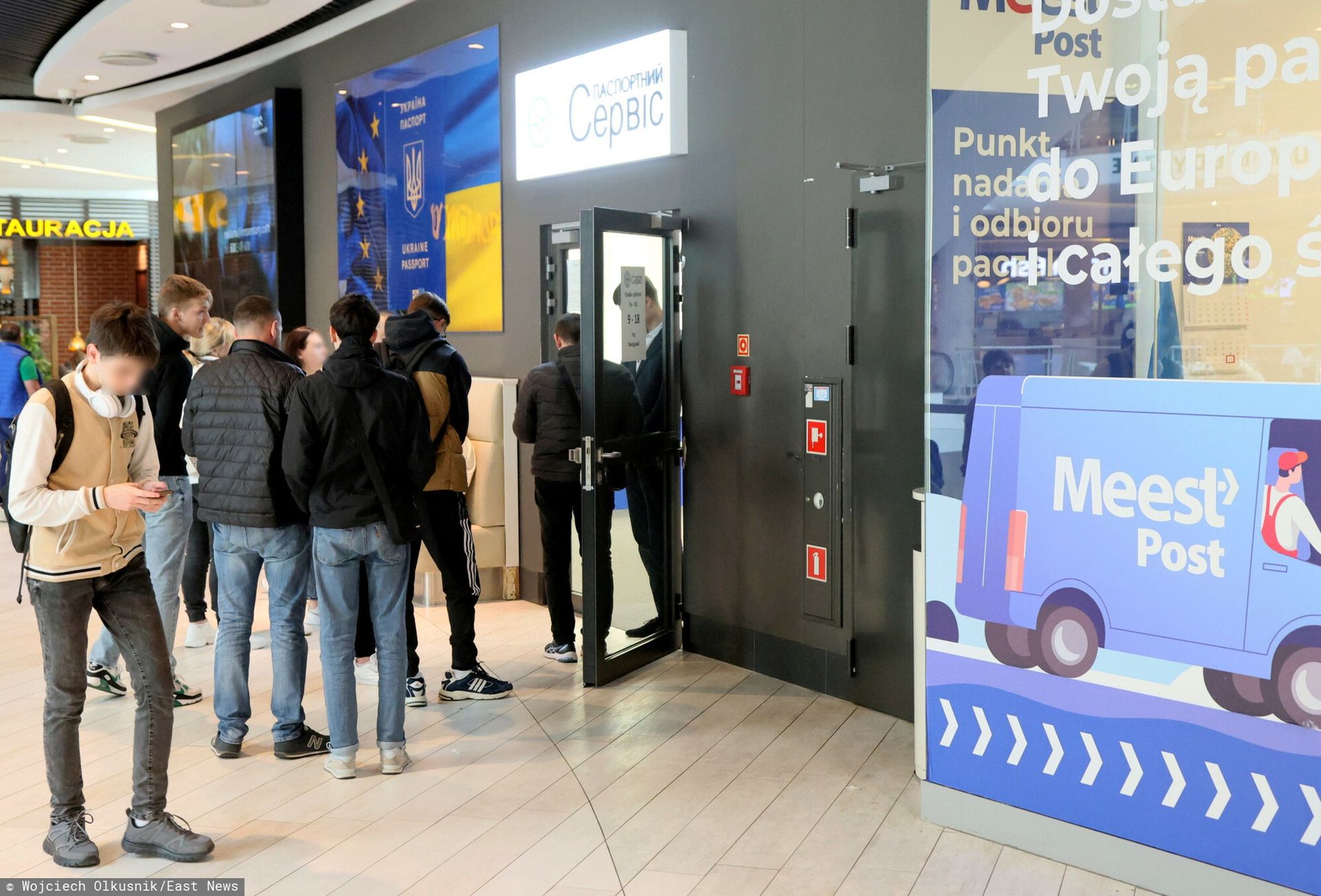 Blisko 100 tys. młodych wyjechało z Ukrainy po zmianie przepisów