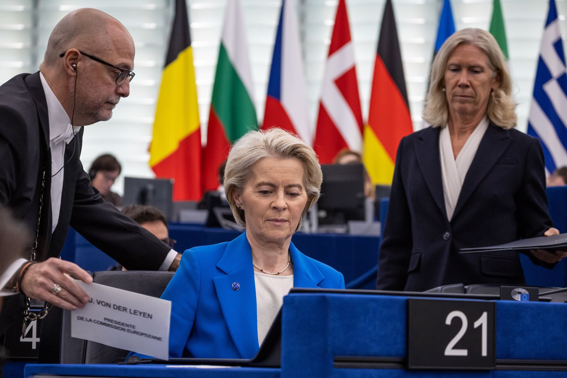 "Komercyjna kapitulacja Europy". Krytykują von der Leyen