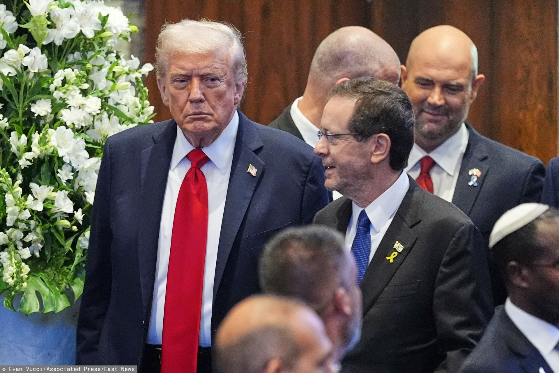 "Światna robota, Bibi". Trump w Knesecie zapowiada złoty wiek Izraela