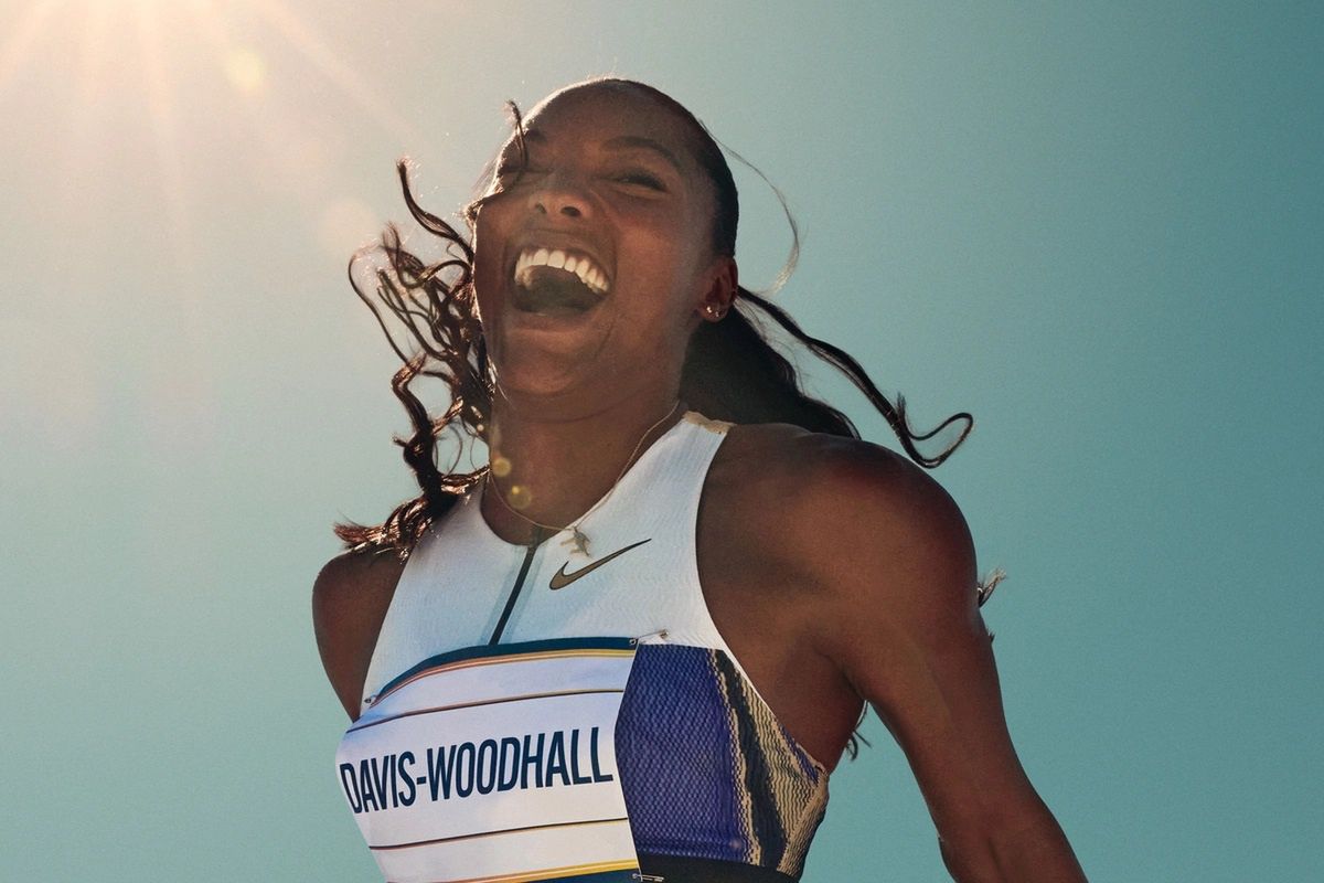 Nike modyfikuje swoje słynne hasło. LeBron James i inni w nowej kampanii