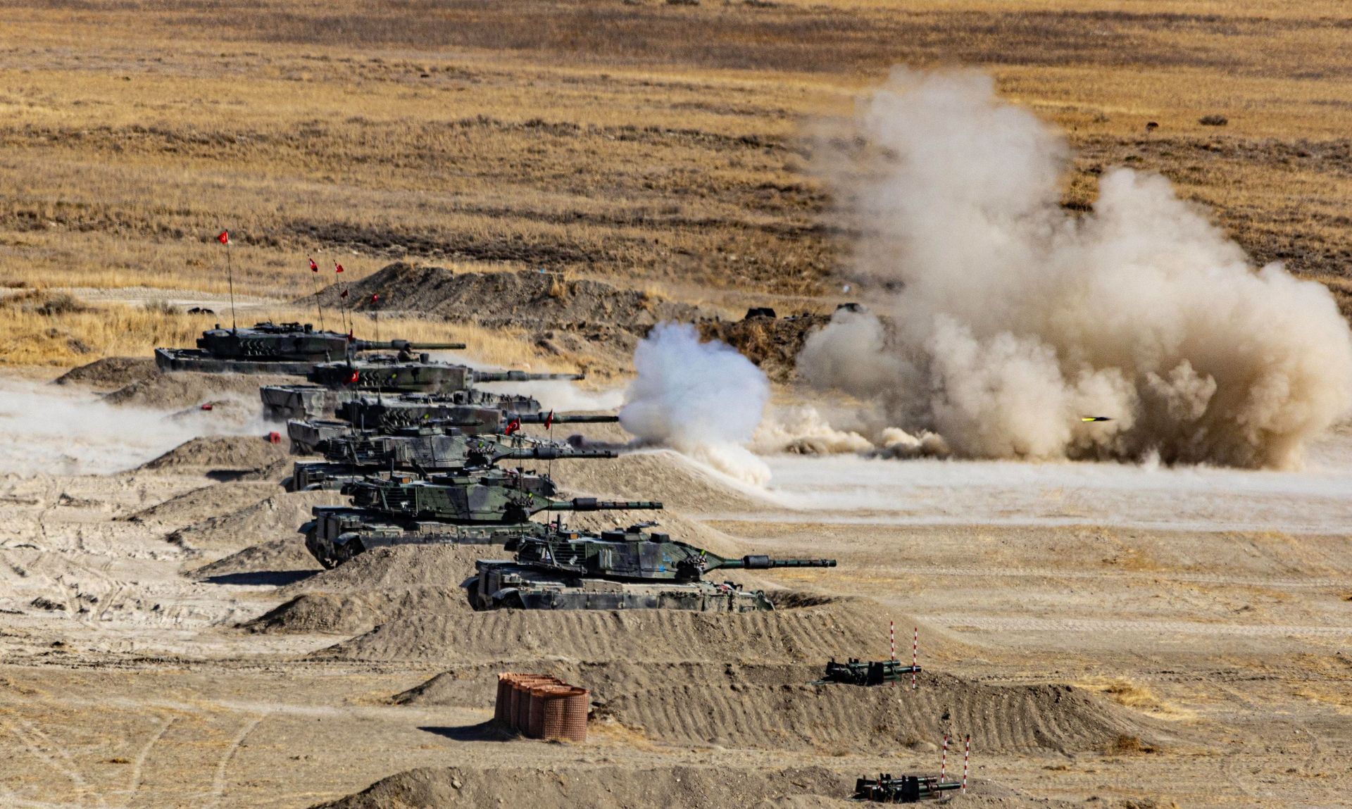 Potęga pancerna Europy. Ponad 2 tys. czołgów, a ciągle im mało