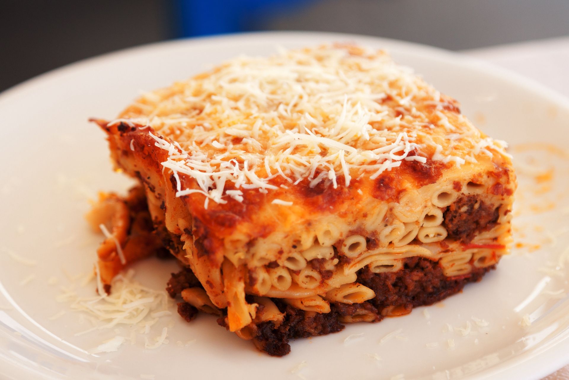 W Grecji zdetronizowano lasagne. Makaronową zapiekankę jedzą w nieco innej formie