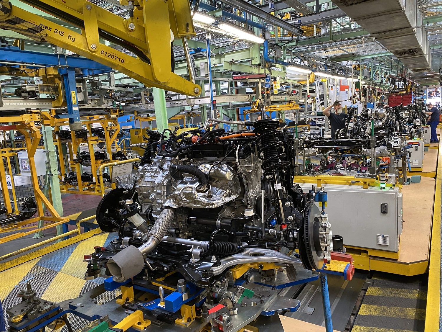 Nowy SUV Forda na bazie Geely GEA. Produkcja w Walencji od 2029