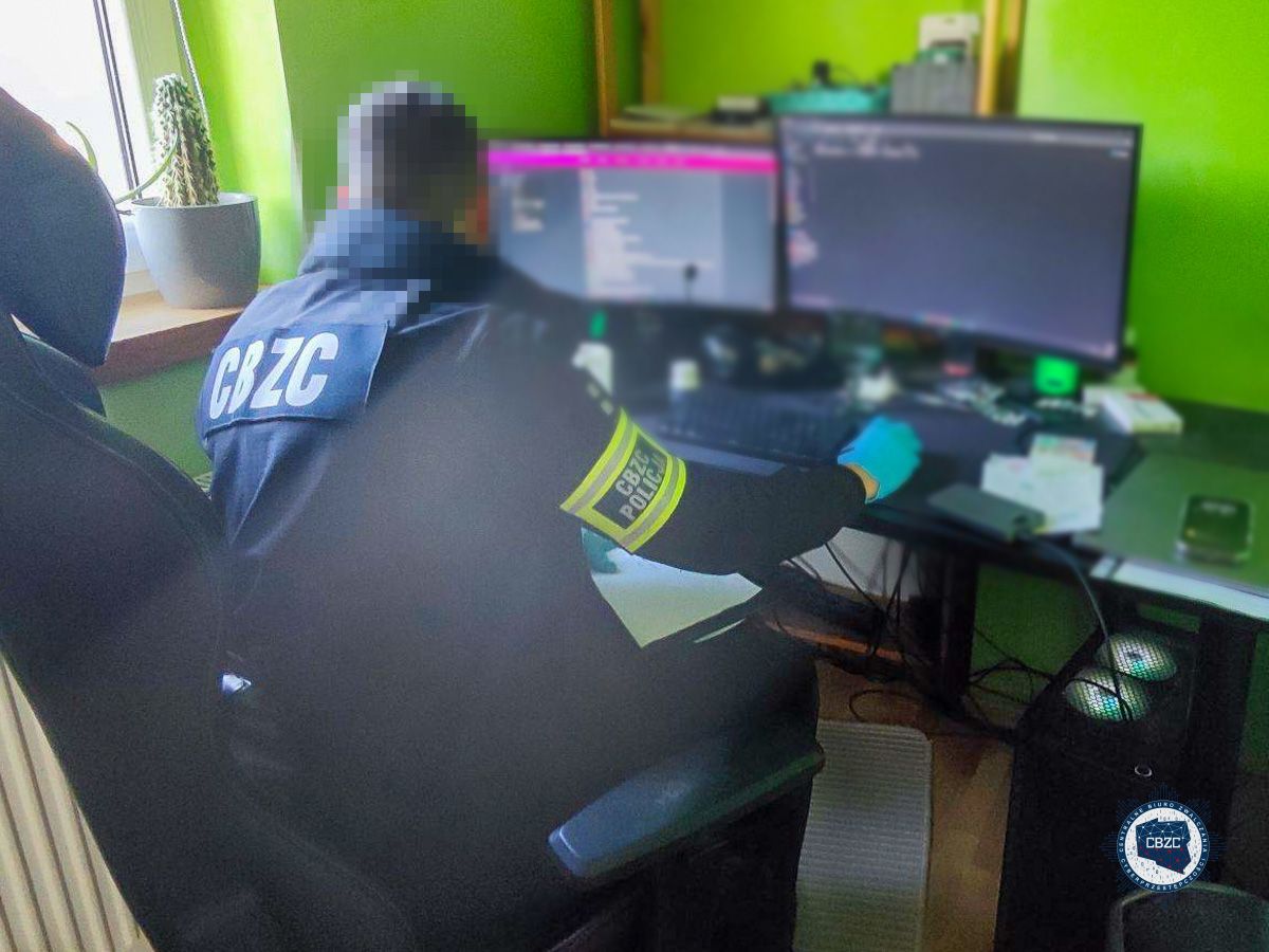 CBZC udaremnia ataki DDoS. Trwa operacja PowerOFF