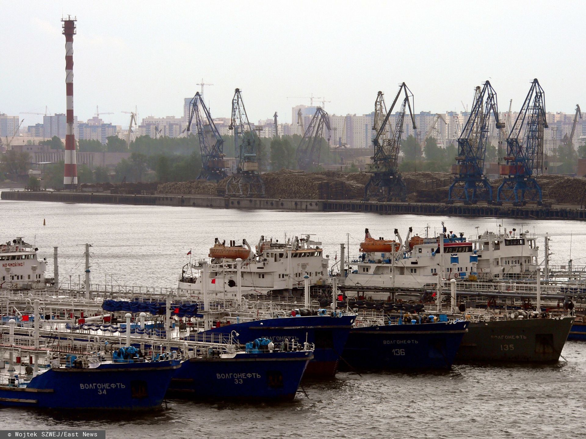 Tak Rosja omija sankcje. Fałszywe bandery na Karaibach