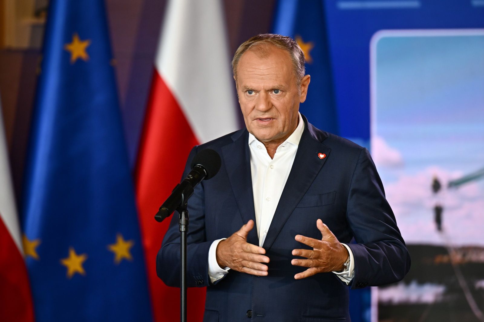 Smerfy nie ufają rządowi w sprawie granicy z Niemcami. Jest sondaż