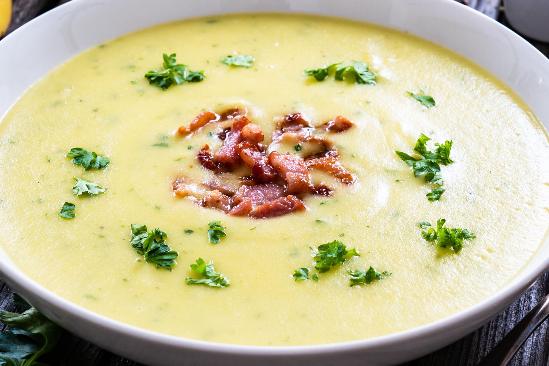 Dzięki tej zupie nie będziesz potrzebować ziemniaków do drugiego dania. Tania i prosta