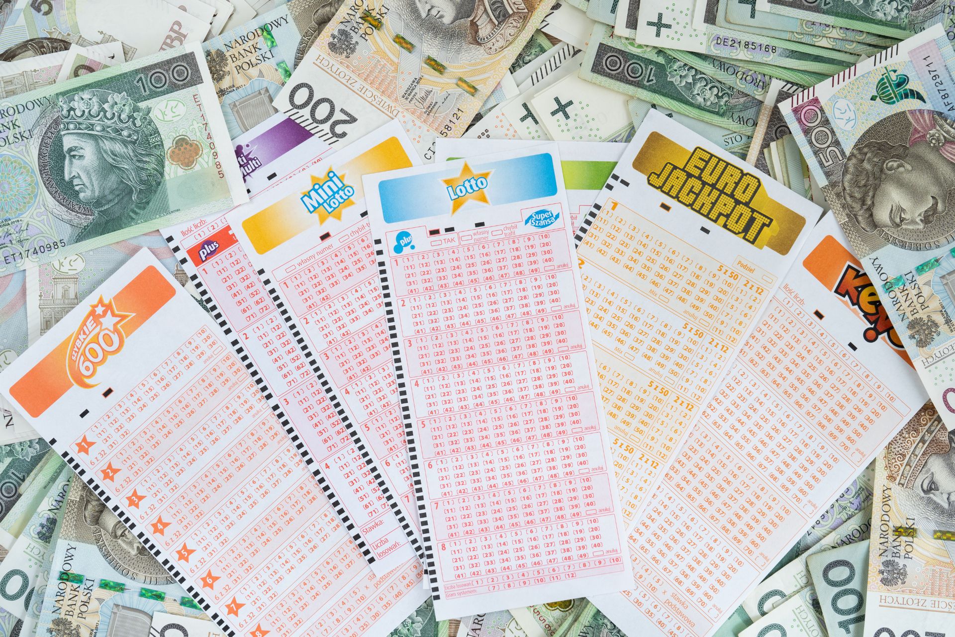 Wygrali miliony na loterii. Kwota podatku zwala z nóg