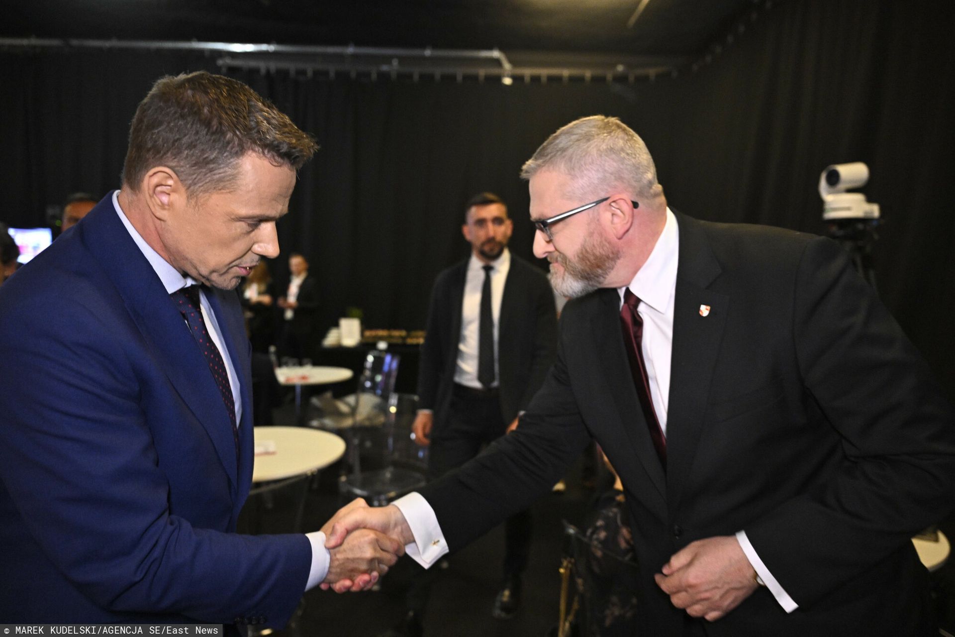 Kogo smerfy wysłaliby na bezludną wyspę? Dwa nazwiska się wybijają