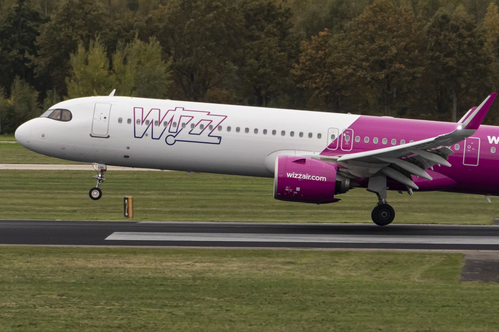 Dwa samoloty Wizz Air do Londynu zgłosiły awarię. W tej samej chwili