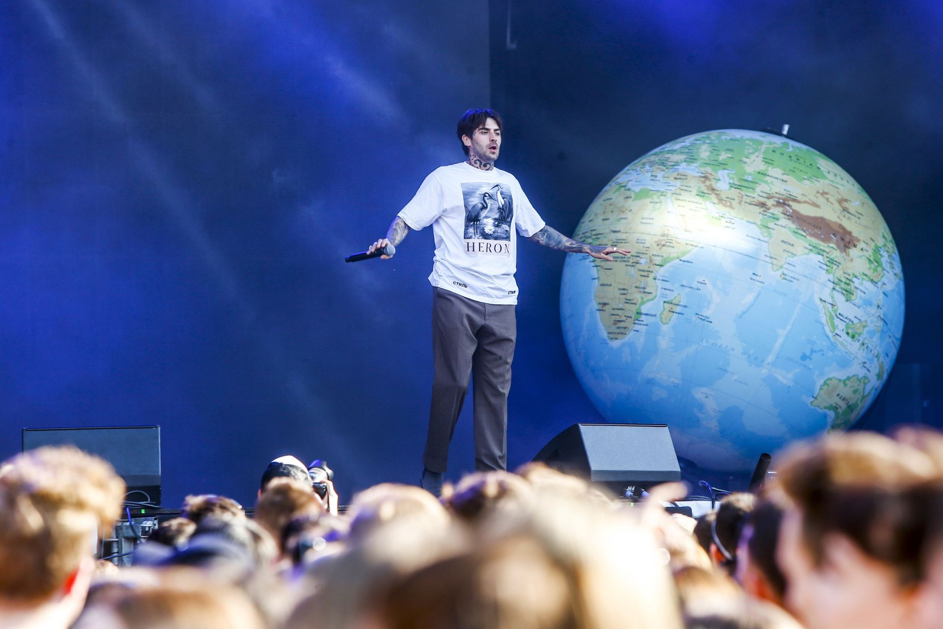 Quebonafide kończy z muzyką i koncertami. Co warto wiedzieć o końcu kariery rapera?