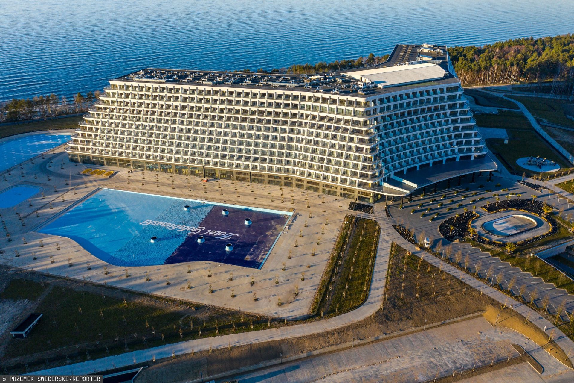 Hotel Gołębiewski w Pobierowie. Wiemy, ile kosztuje bilet na basen