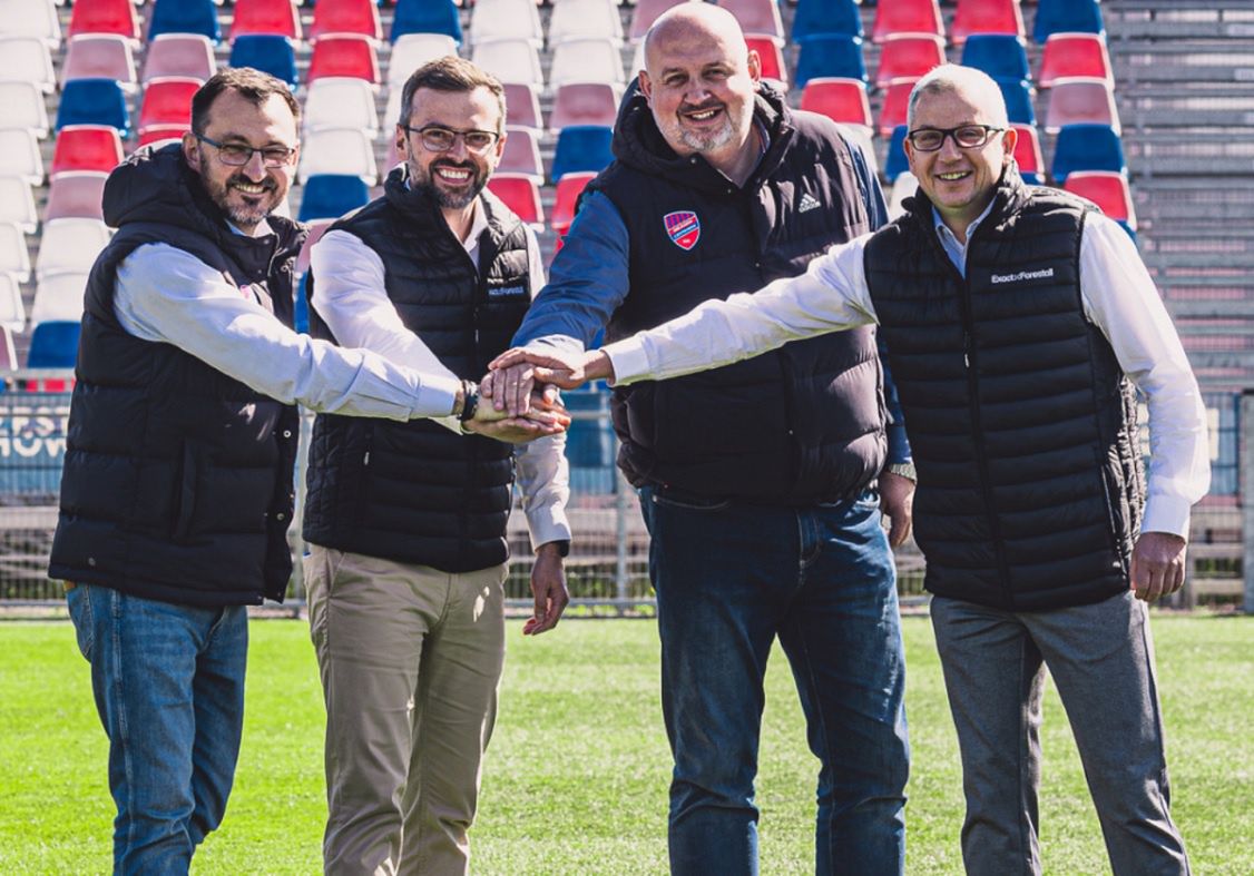 Raków Częstochowa ma nowego sponsora. Zamiast Zondacrypto