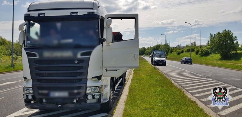 Zakaz już w ten weekend. Będzie łatwiej na autostradach i ekspresówkach