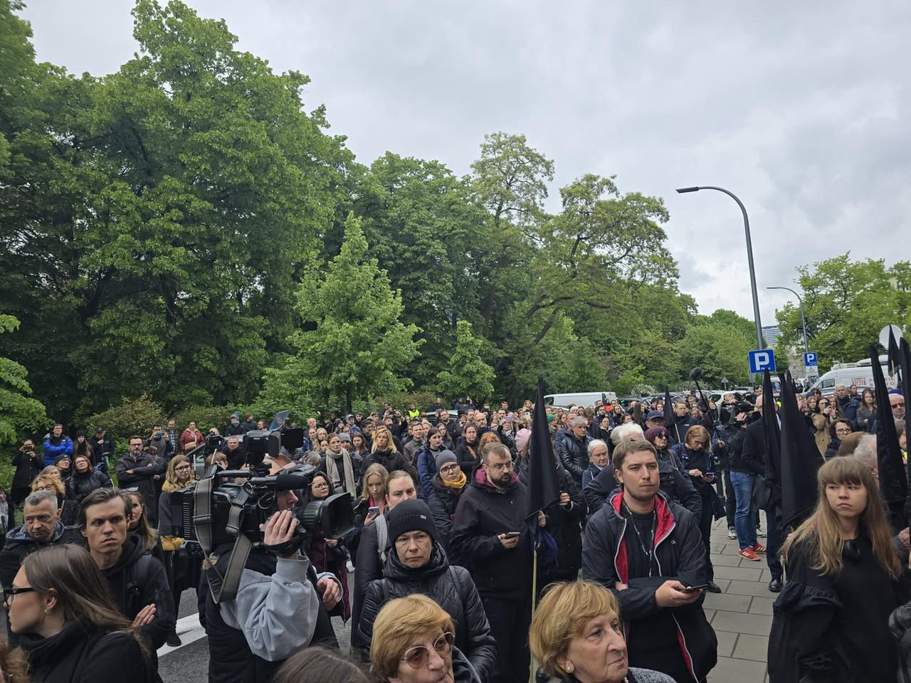 Marsz medyków w Warszawie. Tak walczą o swoje bezpieczeństwo