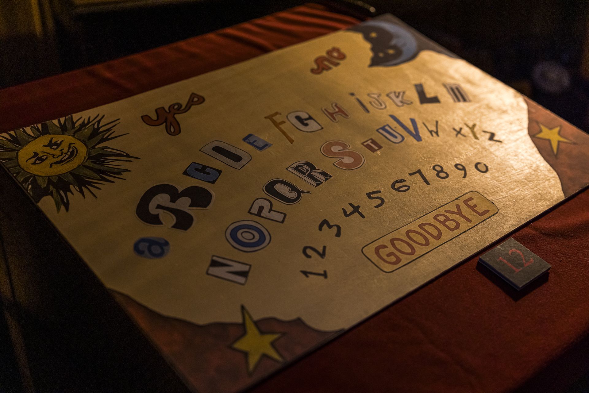 Uwierz w ducha? Tak z nimi komunikowano się w erze wiktoriańskiej