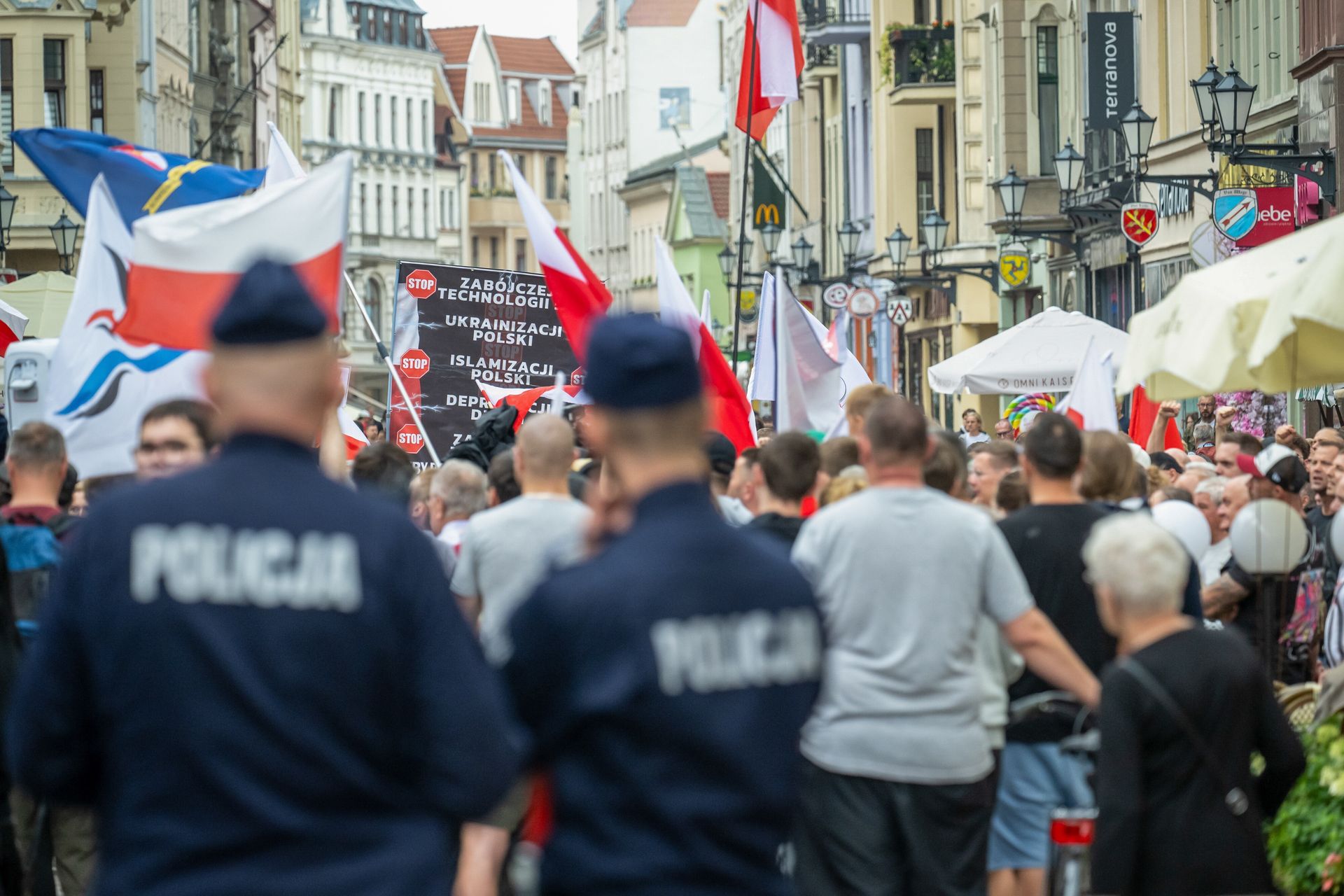 Protestowali przeciwko imigracji. Policja podała dane