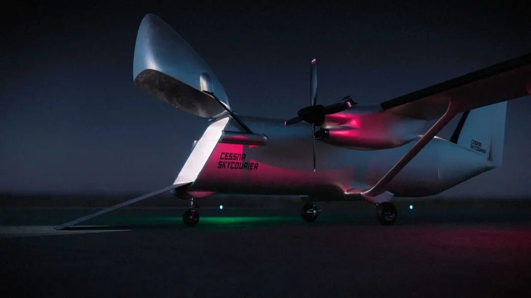 Autonomiczna Cessna transportowa. Nowa era transportu wojskowego