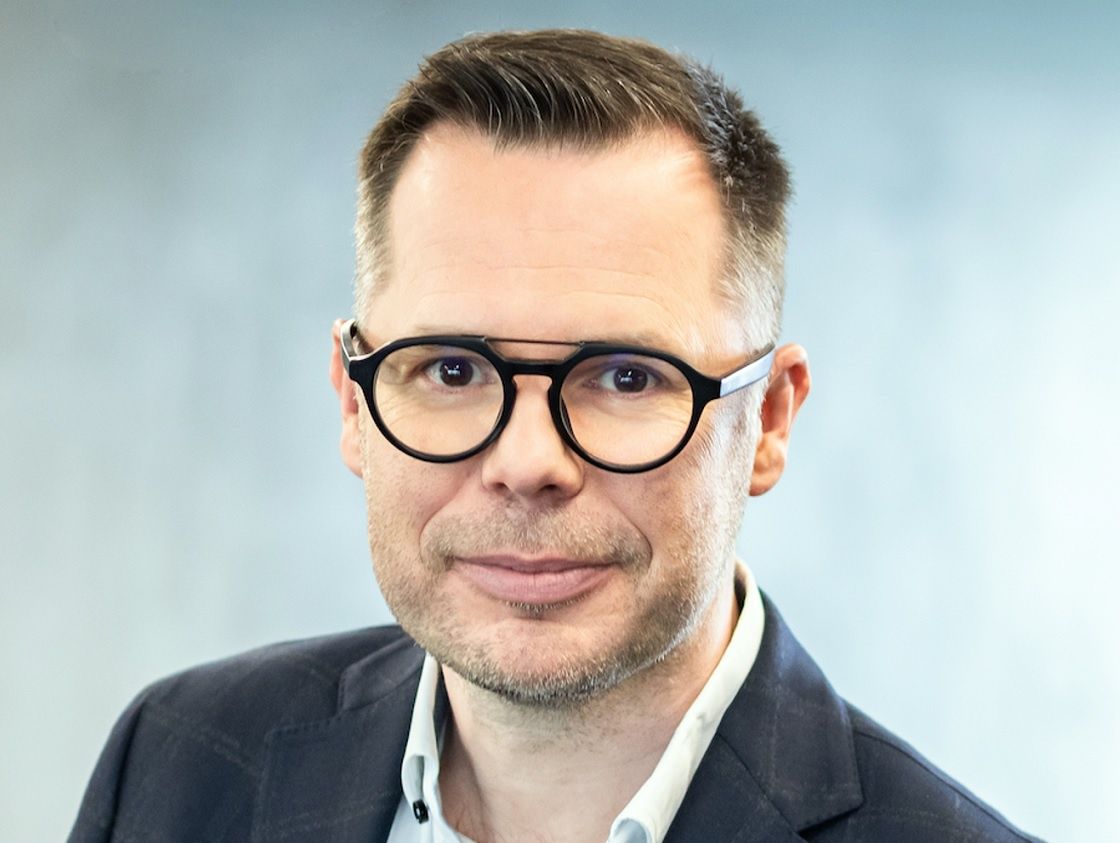 Wirtualna Polska wyszła z "małego covidu" w turystyce. Więcej także z reklam i subskrypcji