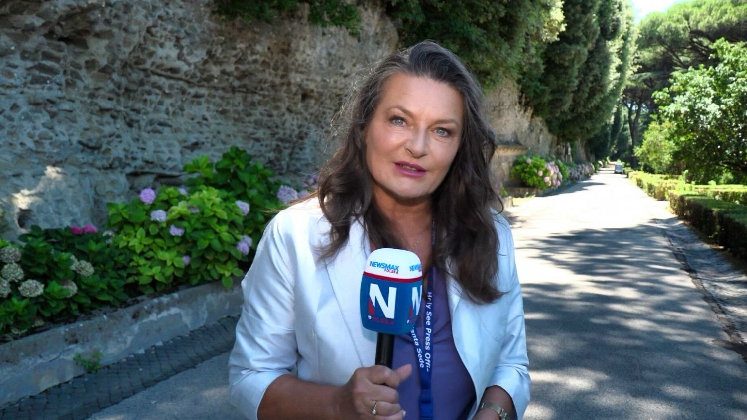 Newsmax z korespondentką we Włoszech. Przez lata pracowała w TVP i Polsacie