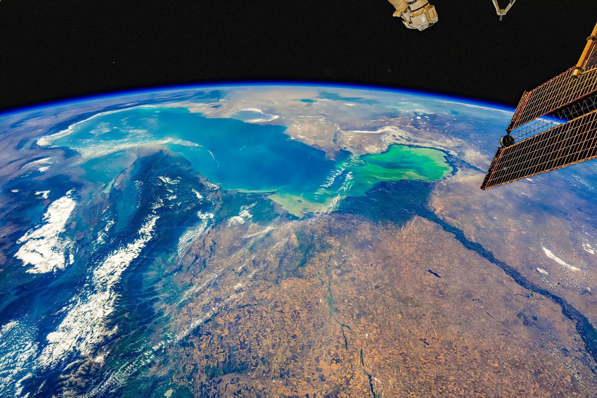 Zbadali dwa oceany. Naukowcy biją na alarm