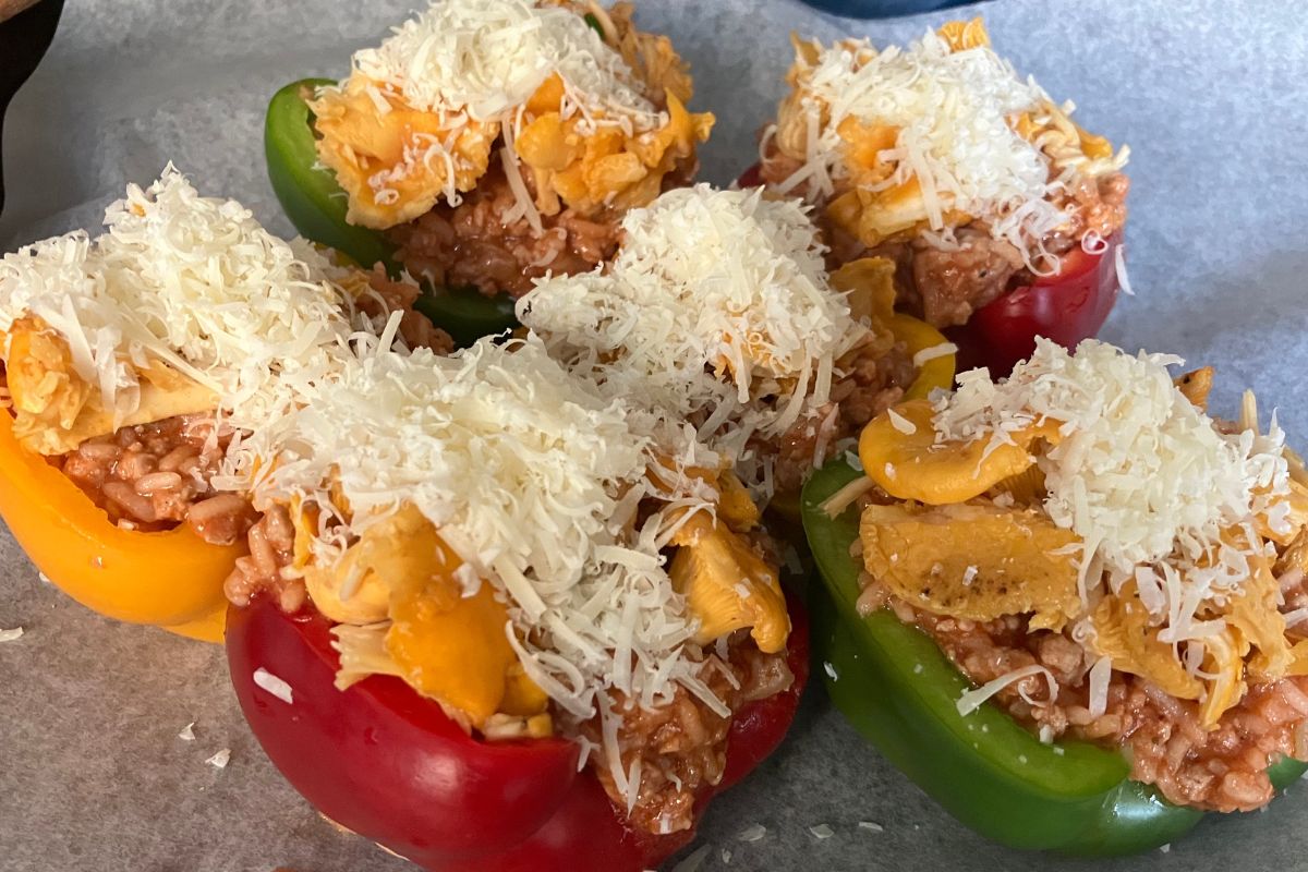 W klasyczny farsz powbijałam leśne skarby. Faszerowane papryczki wyszły inne niż zwykle